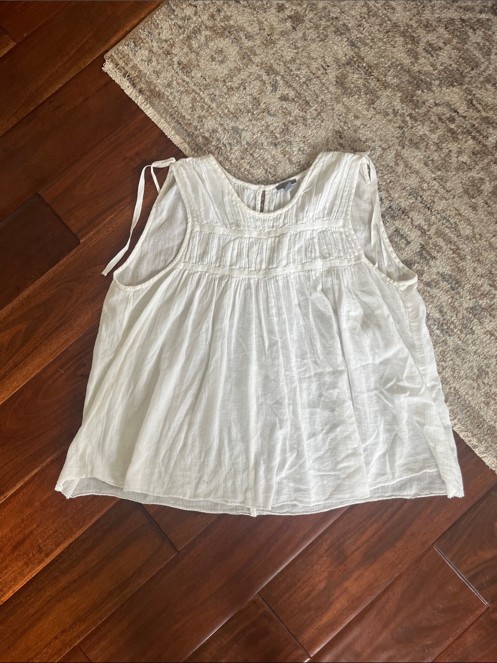 Aerie gausy Lightweight White Sleeveless Peasant Top 100% cotton